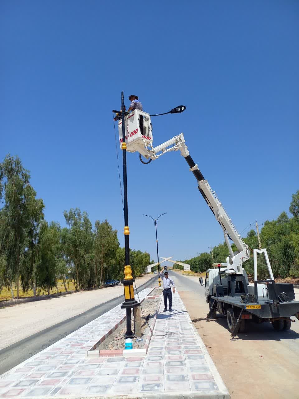 روشنایی و زیباسازی ورودی شهر لومار